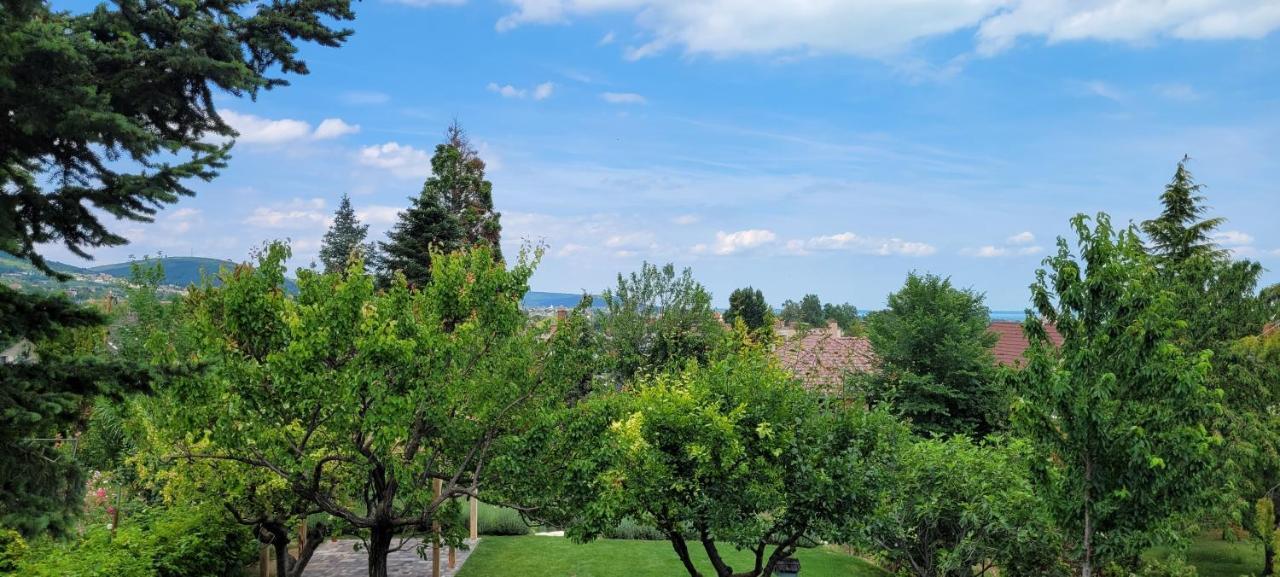 A Bringas Apartman Balatonfured Exterior photo